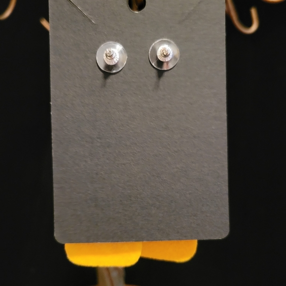 Tequila Bottle Beaded Earrings - Picture 2 of 4